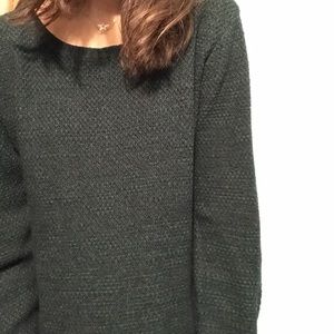 Back green knit sweater